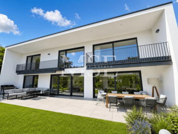 Haus und Terrasse