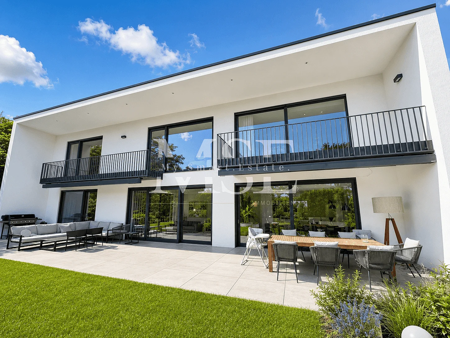 Haus und Terrasse