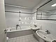 Badezimmer mit Wanne