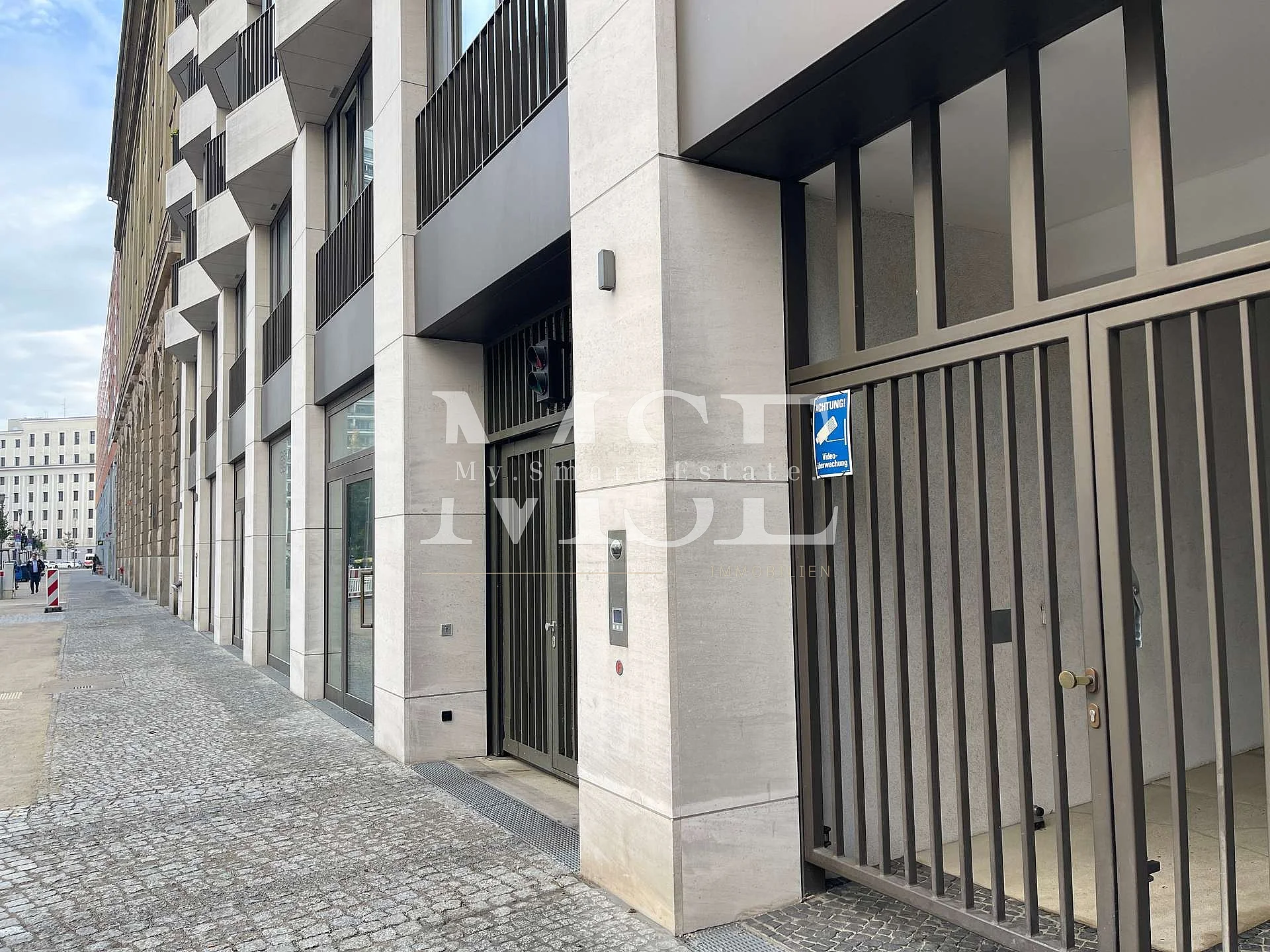 Gebäudekomplex mit Zugangskontrolle
