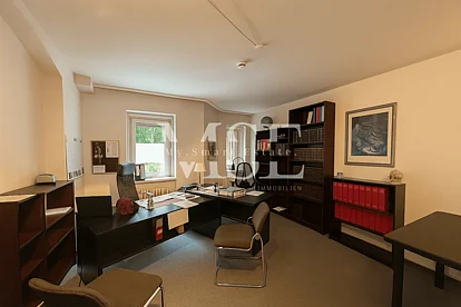 Büro II